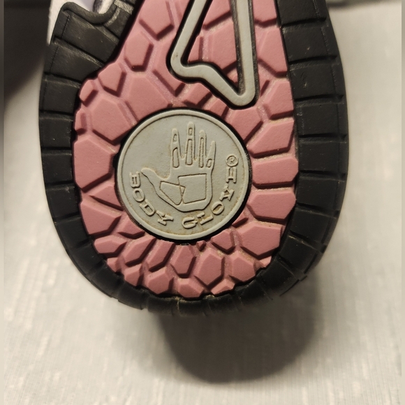 Body Glove Women's Black and Pink Athletic Shoes Size 8. - Picture 4 of 10